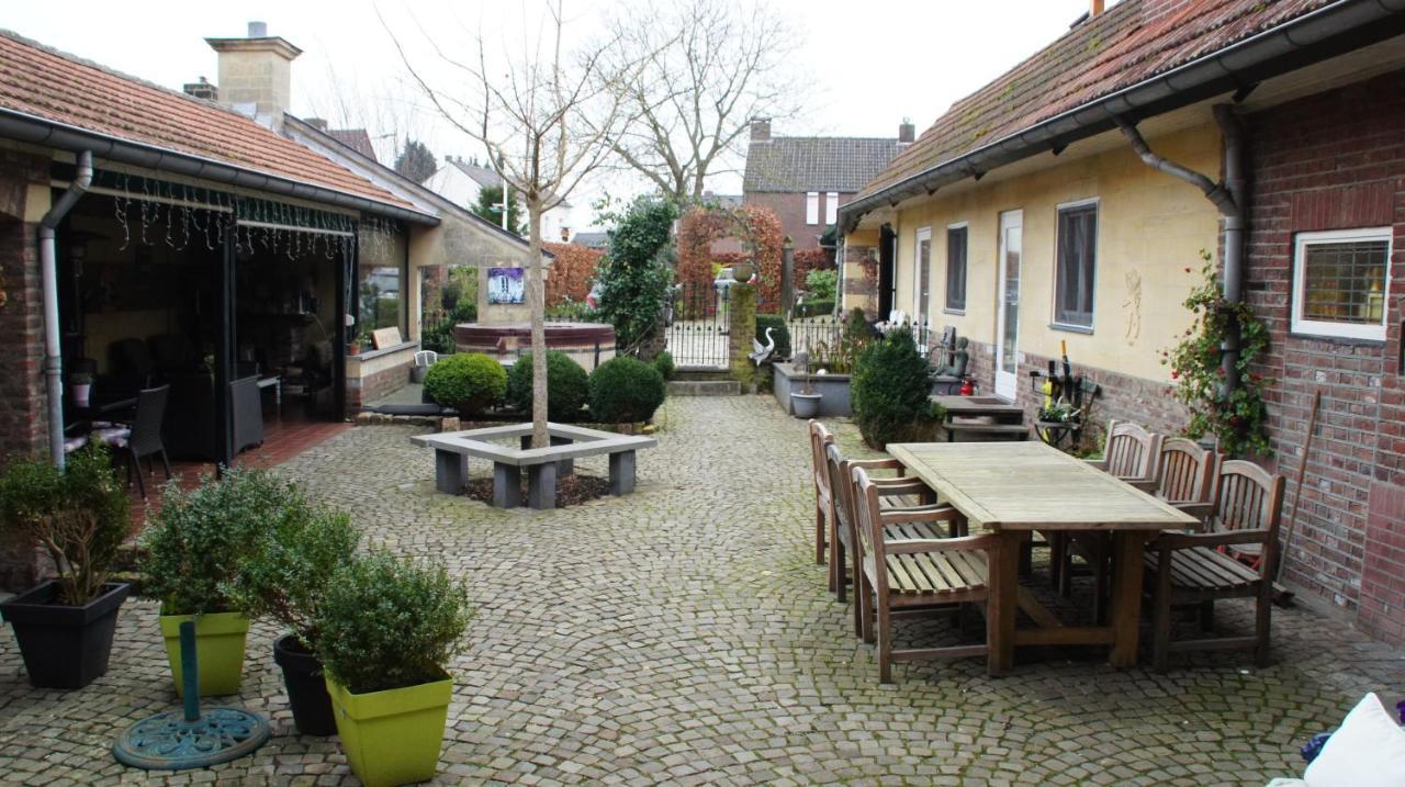 Ferrum Ferrum Valkenburg aan de Geul Extérieur photo