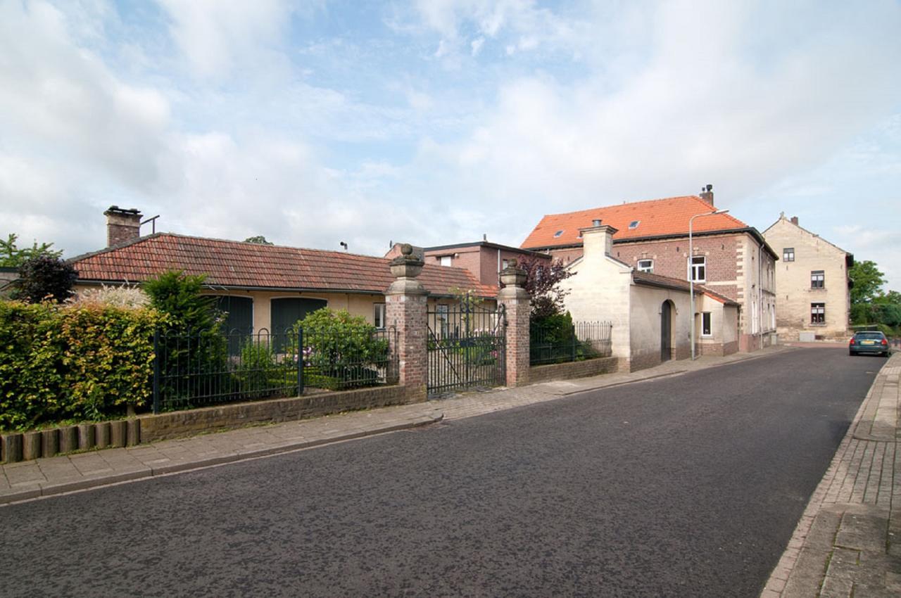 Ferrum Ferrum Valkenburg aan de Geul Extérieur photo