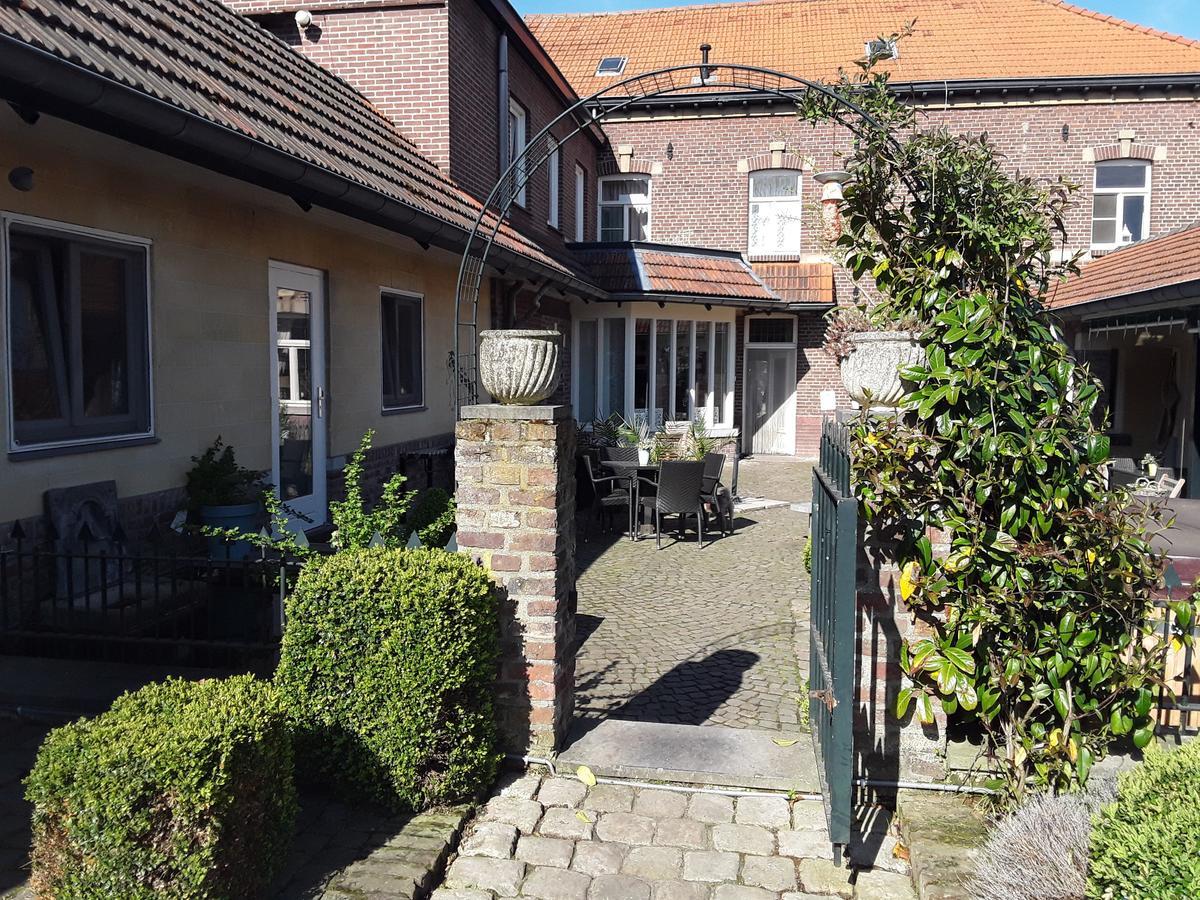 Ferrum Ferrum Valkenburg aan de Geul Extérieur photo